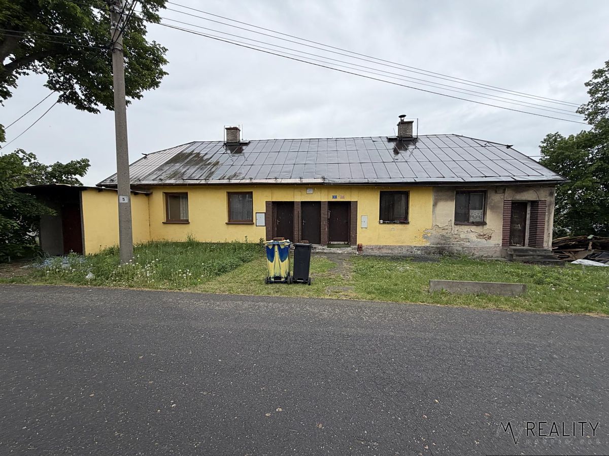 Prodej rodinného domu 200 m², pozemek 900 m²