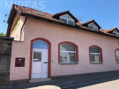 Pronájem bytu 3+kk 83 m²