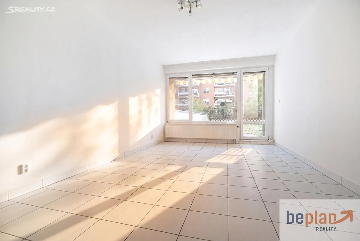 Prodej bytu 2+kk 63 m² – pohled 4