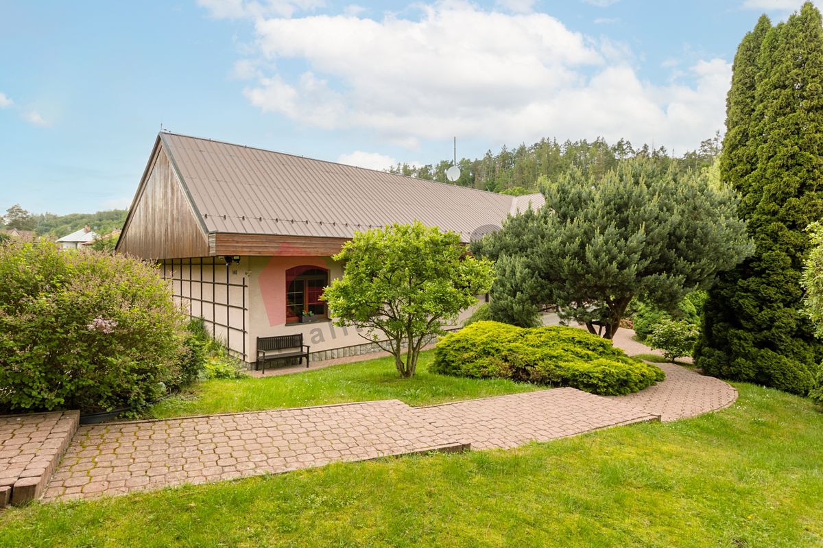 Prodej vily 386 m², pozemek 2480 m², Hvězdonice – fotka 1 z 3