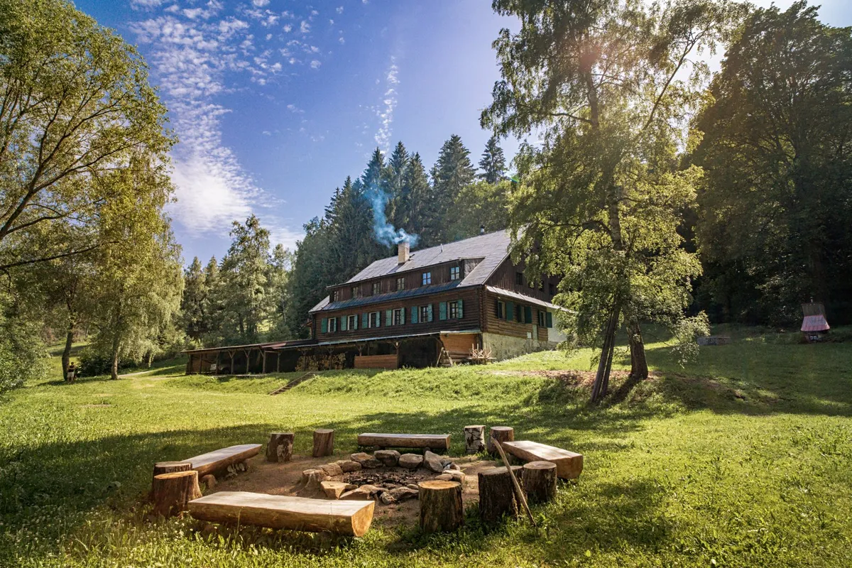 Prodej ubytovacího zařízení 706 m²