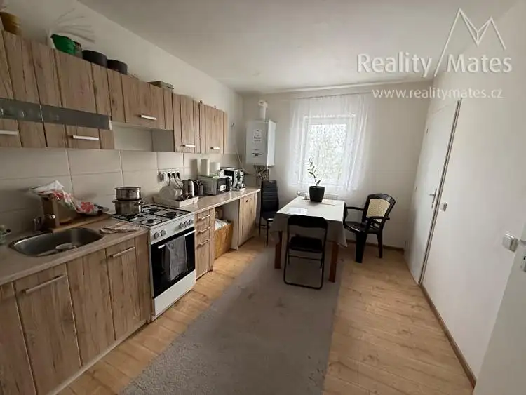 Prodej rodinného domu 450 m², pozemek 912 m², Teplice – náhled fotky 2
