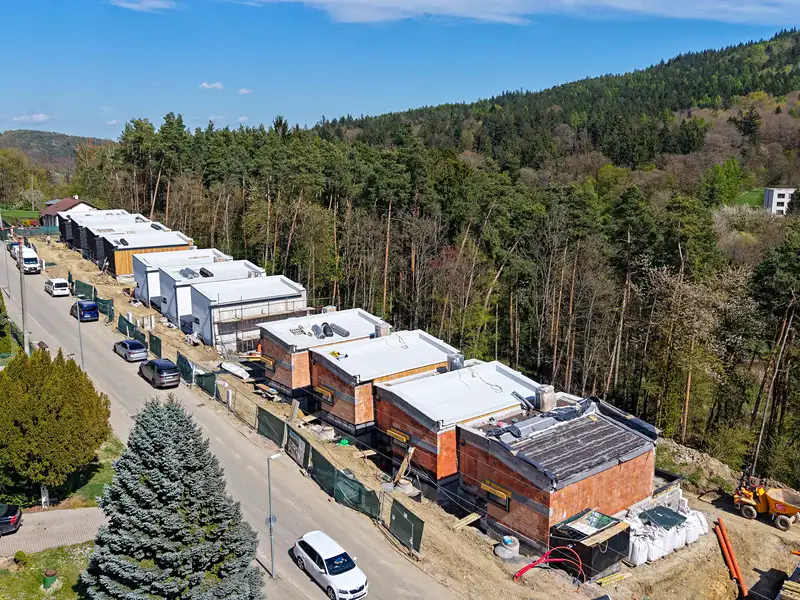Prodej rodinného domu 115 m², pozemek 200 m², Luhačovice – náhled fotky 2