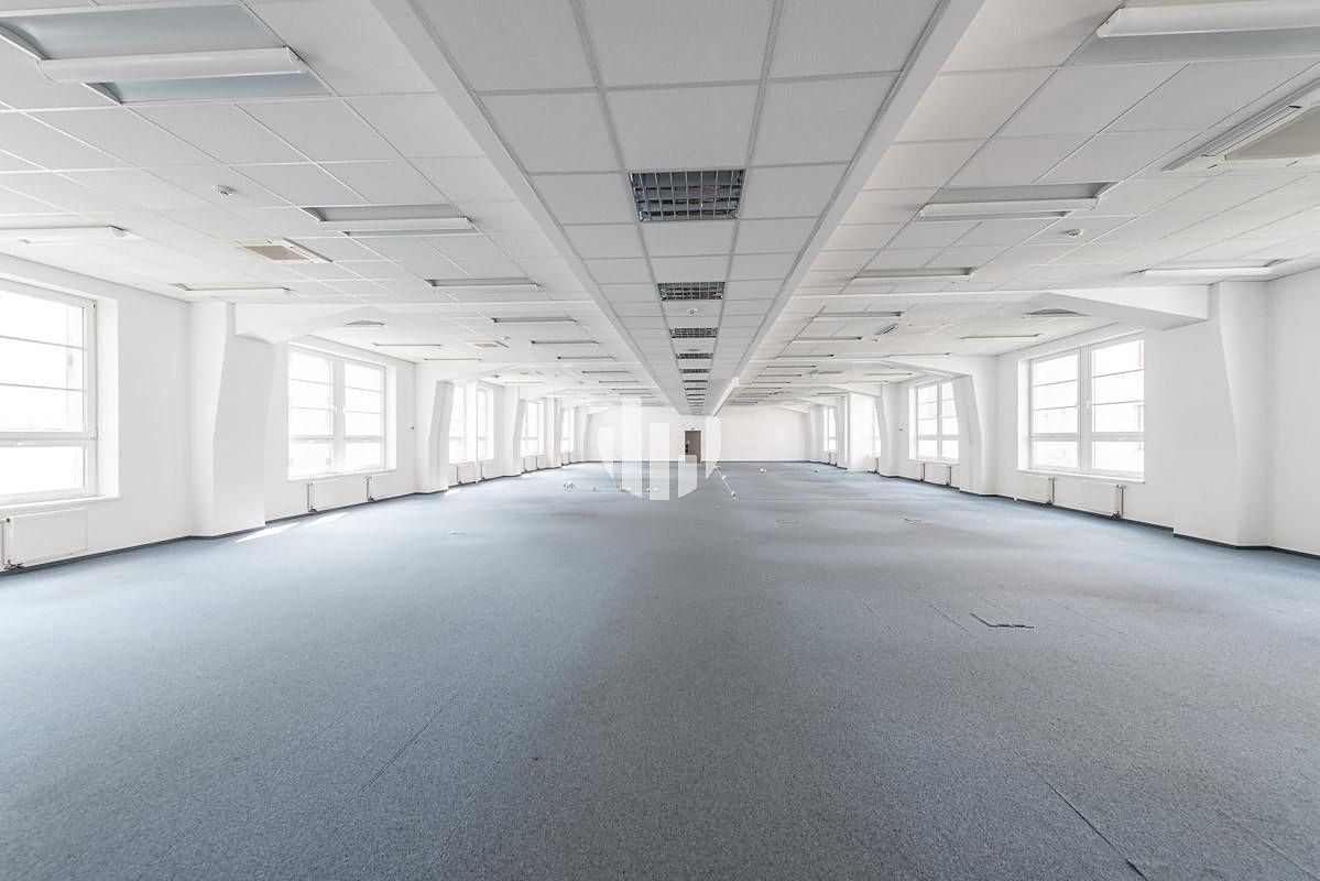 Pronájem kanceláře 335 m² – fotografie 4
