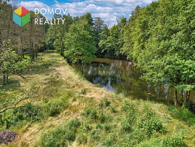 Prodej pozemku, 5 555 m² (1 z 4)