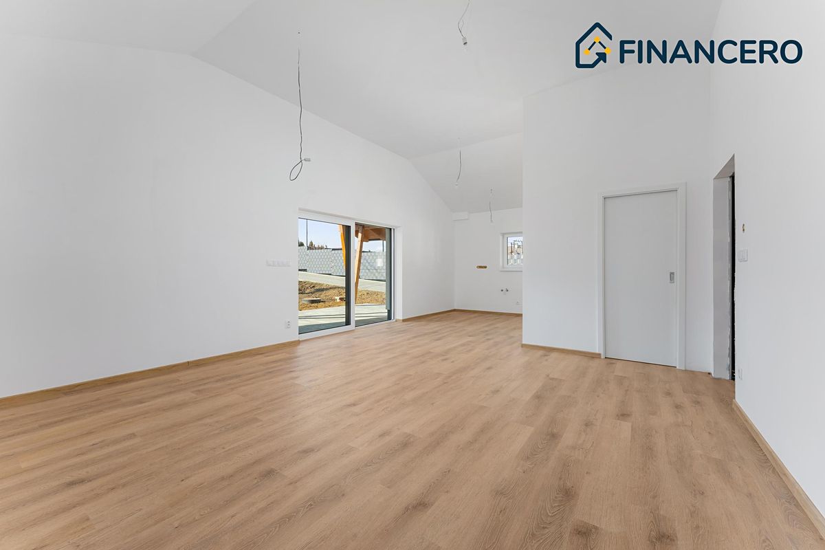 Prodej rodinného domu 198 m², pozemek 707 m² – fotografie 5