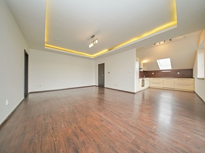 Pronájem bytu 3+kk 79 m²