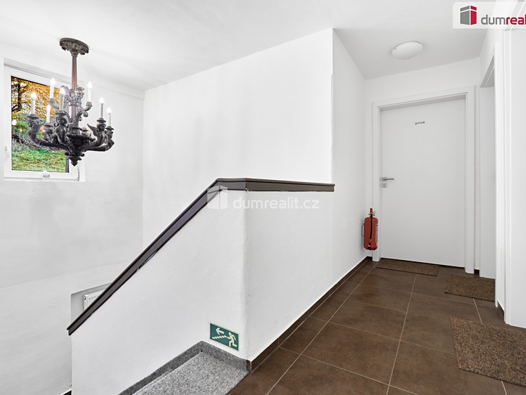 Gewerbefläche zum Kauf, 400 m² (21 von 39)