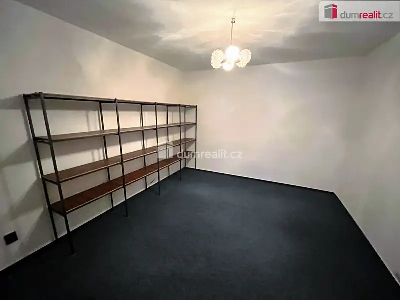 Pronájem obchodního prostoru 71 m², Uherské Hradiště – náhled fotky 2