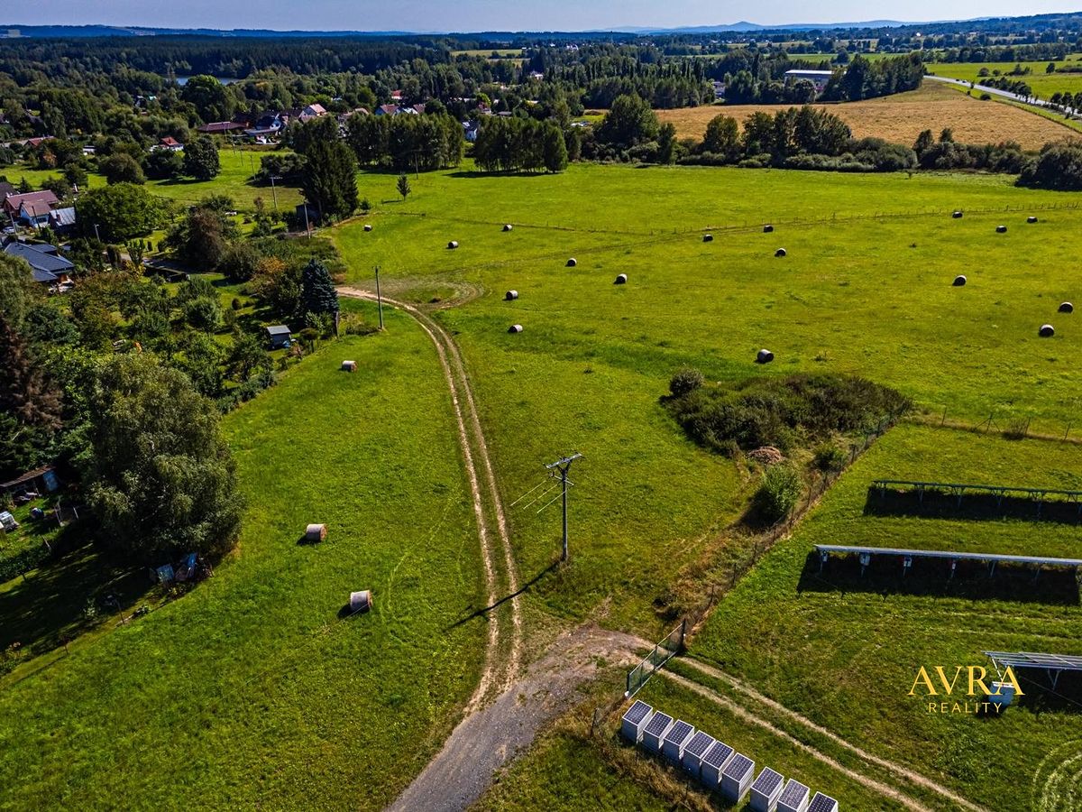 Prodej stavebního pozemku 2460 m² – fotografie 3
