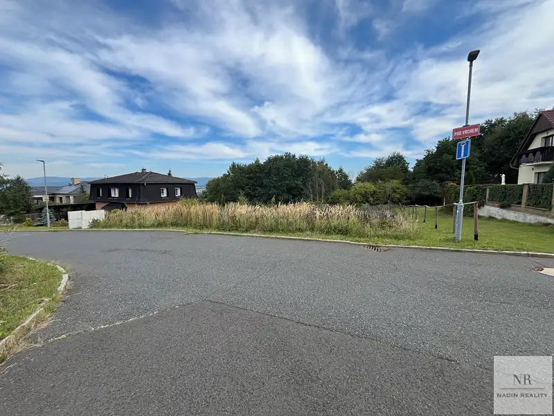 Prodej stavebního pozemku 1126 m², Jenišov – náhled fotky 3