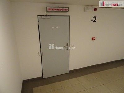 Pronájem garáže 18 m² — photo 5