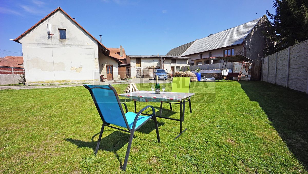 Prodej rodinného domu 132 m², pozemek 734 m² – fotografie 3