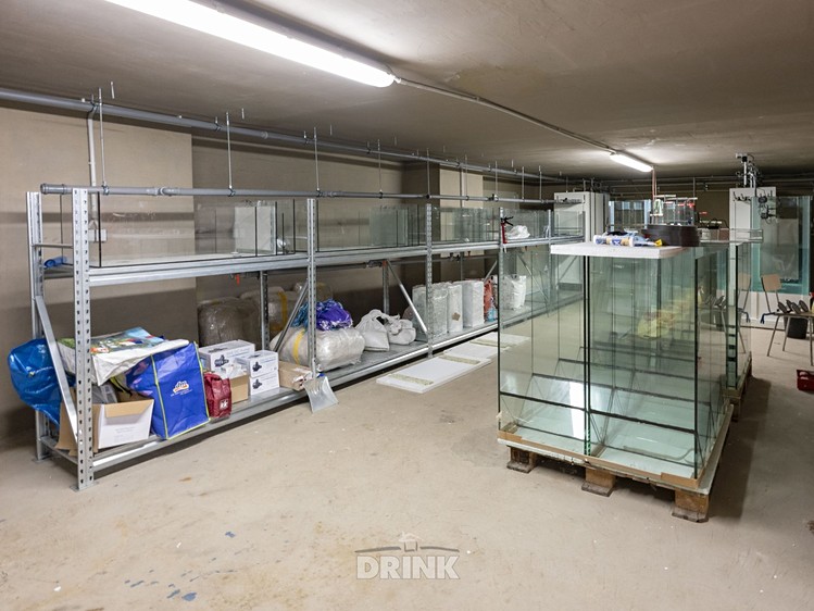 Prodej komerčního prostoru, 1 580 m² (35 z 45)