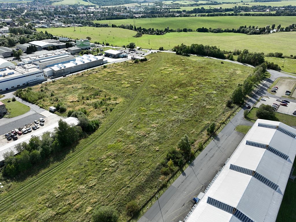 Prodej komerčního pozemku 57077 m² – fotografie 3