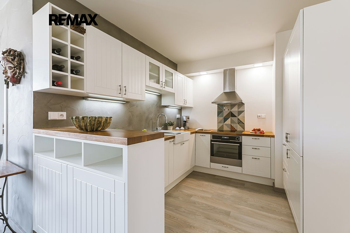 Prodej bytu 3+kk 73 m² (Jednopodlažní)