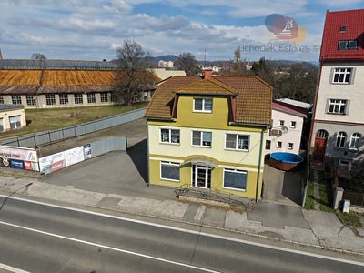 Prodej obchodního prostoru 1694 m²
