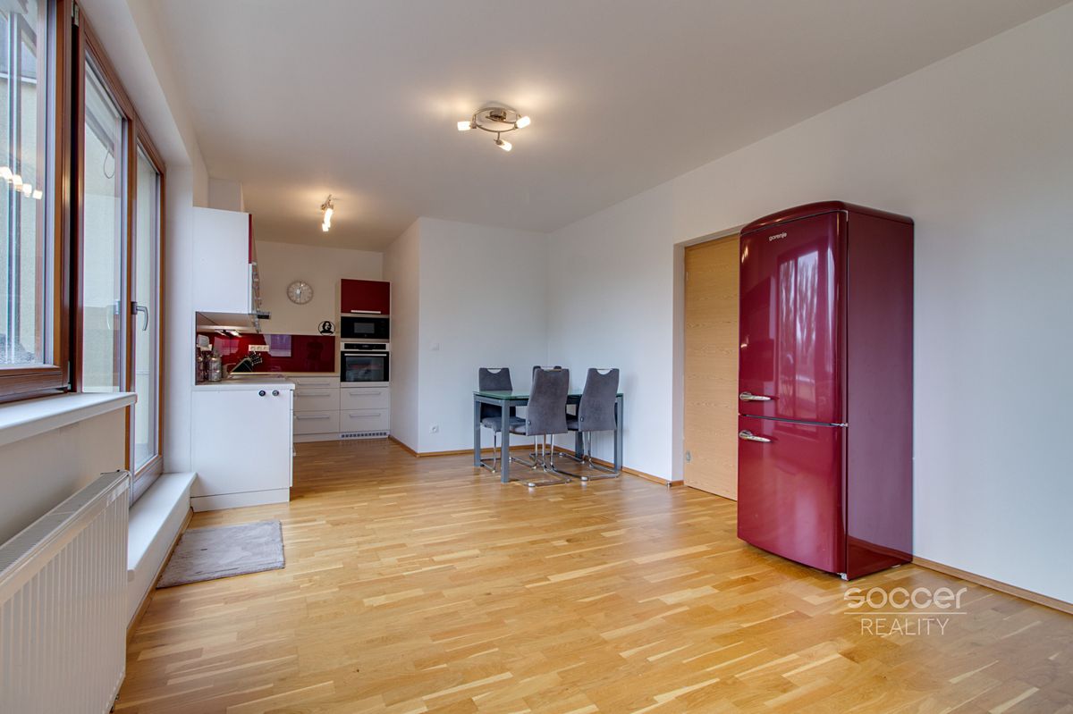 Pronájem bytu 3+kk 165 m² – fotografie 4