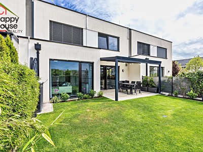 Pronájem  rodinného domu 146 m², pozemek 244 m²