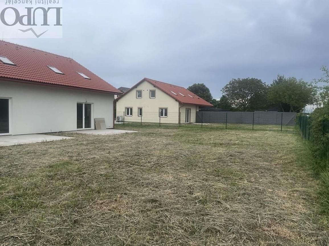 Prodej rodinného domu 128 m², pozemek 400 m² – fotografie 5