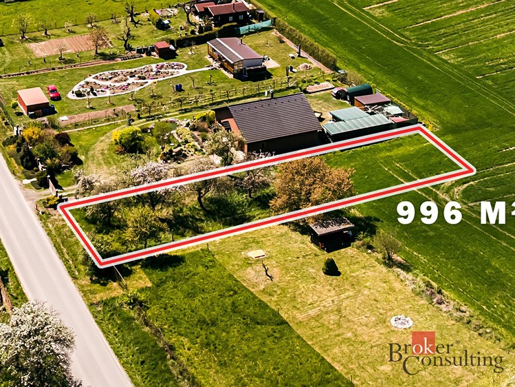 Grundstück zum Kauf, 996 m² (1 von 12)