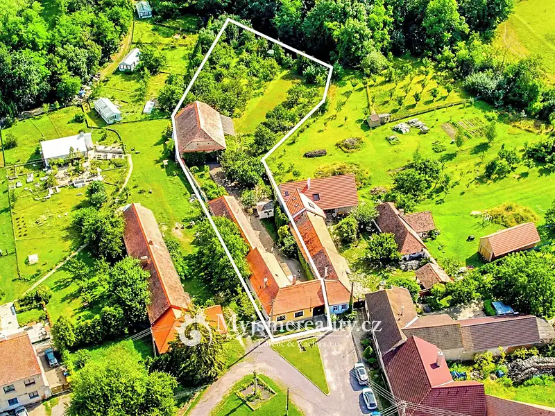 Prodej rodinného domu 130 m², pozemek 3218 m², Slup – náhled fotky 2
