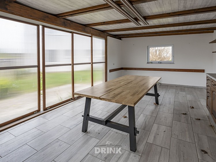 Prodej komerčního prostoru, 1 580 m² (41 z 45)