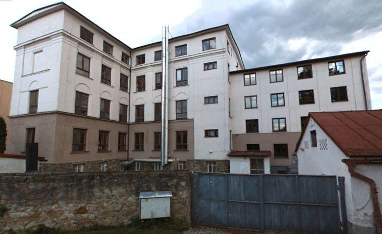 Prodej komerční nemovitosti 4169 m² – fotografie 2
