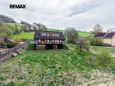 Prodej  stavebního pozemku 1 470 m²