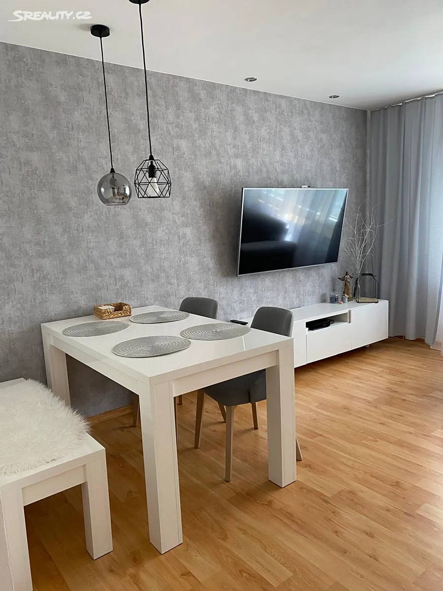 Prodej bytu 3+kk 72 m² – pohled 3