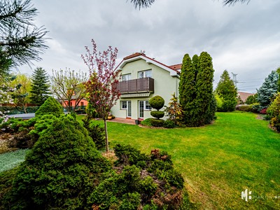 Prodej  rodinného domu 237 m², pozemek 803 m²