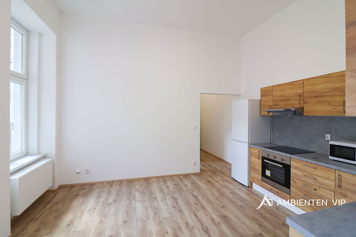 Pronájem bytu 4+kk 94 m² – fotografie 3