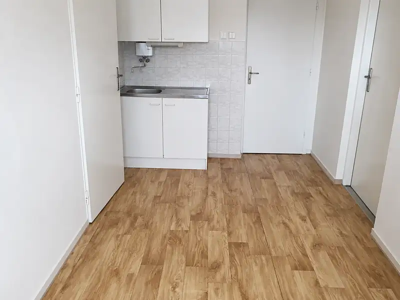Pronájem kanceláře 22 m², Ostrava – náhled fotky 2