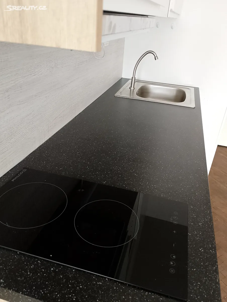 Pronájem bytu 1+kk 29 m² – pohled 4