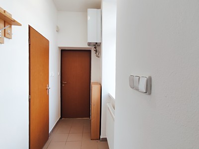 Pronájem bytu 1+1 40 m² (Jednopodlažní) — photo 5