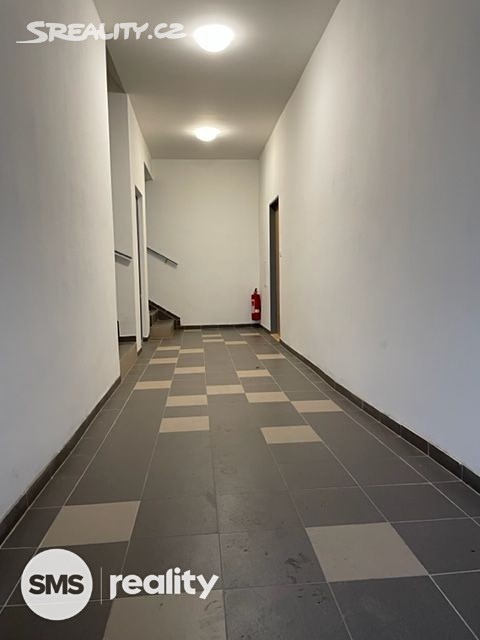 Pronájem bytu 1+kk 32 m² (Jednopodlažní) – pohled 6
