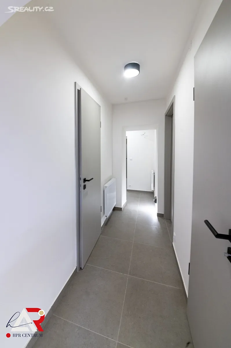 Prodej komerční nemovitosti 233 m² – pohled 6