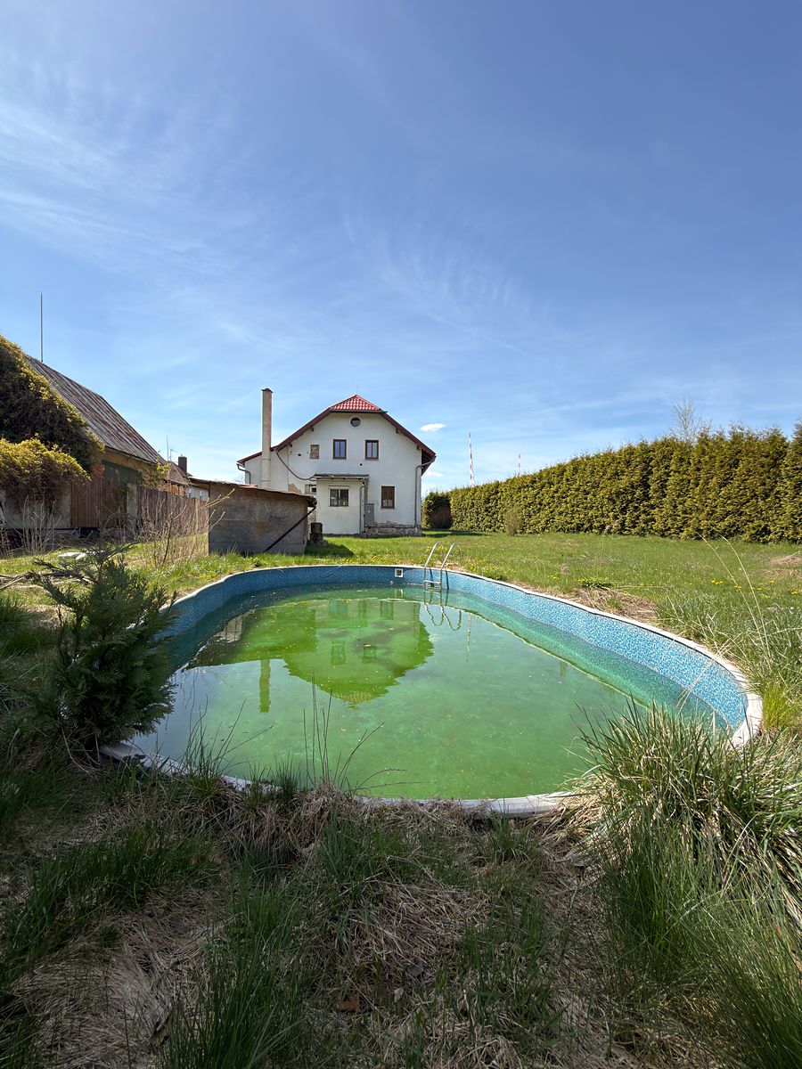 Prodej rodinného domu 166 m², pozemek 2220 m² – fotografie 2