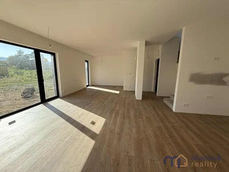 Prodej rodinného domu 150 m², pozemek 700 m², Újezdeček – náhled fotky 2