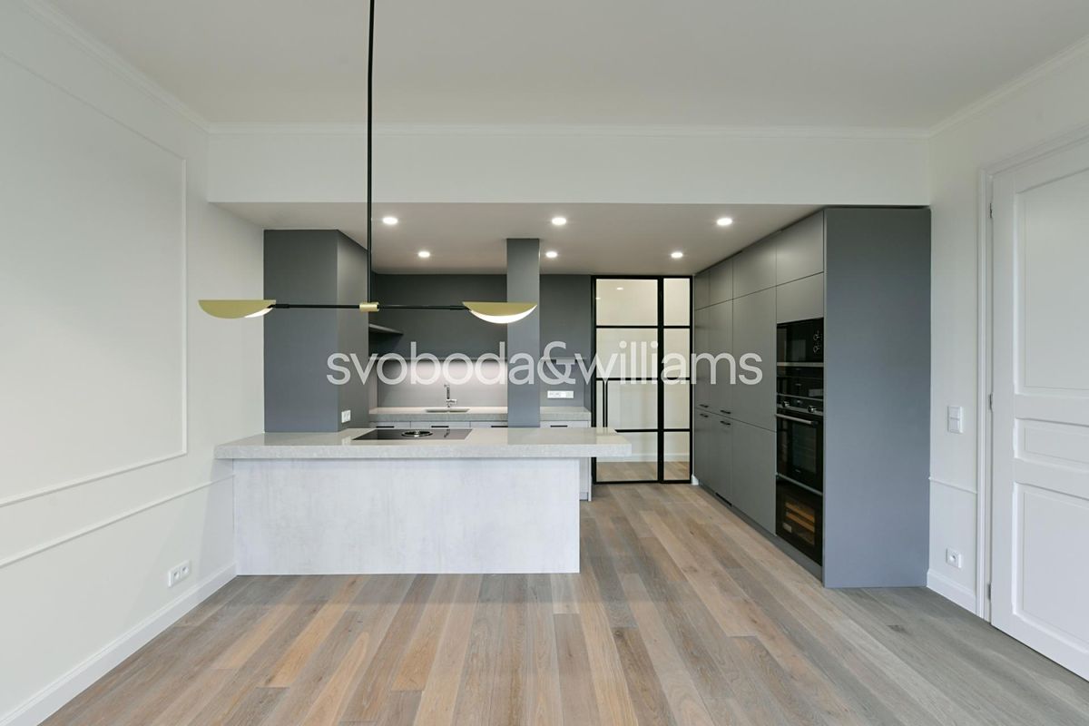 Pronájem bytu 4+kk 107 m²