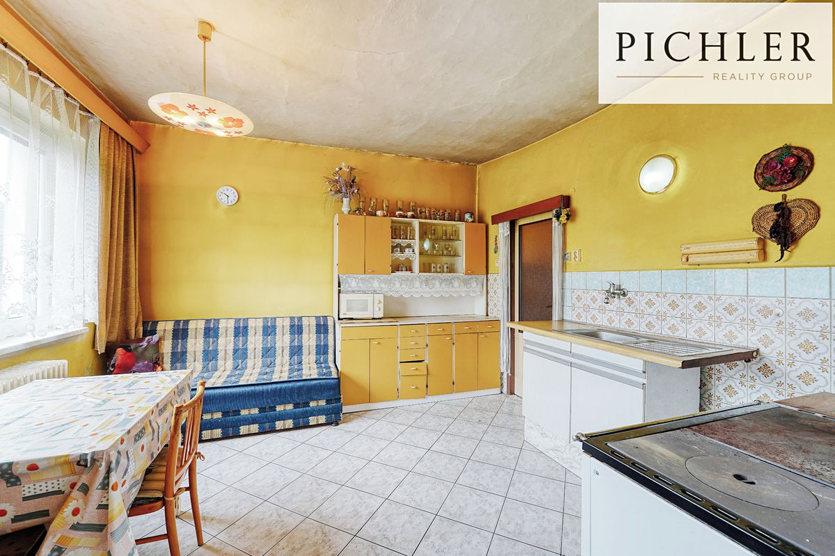 Prodej rodinného domu 417 m², pozemek 3580 m² – fotografie 2