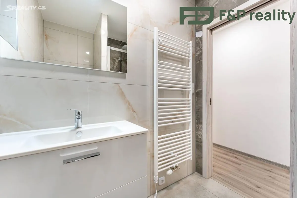 Prodej rodinného domu 115 m², pozemek 900 m² – další