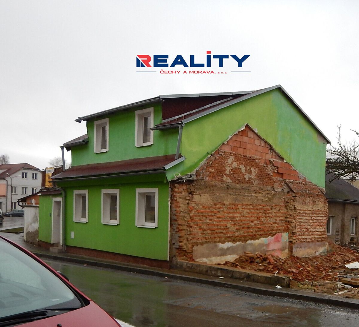 Prodej rodinného domu 160 m², pozemek 170 m² – fotografie 2