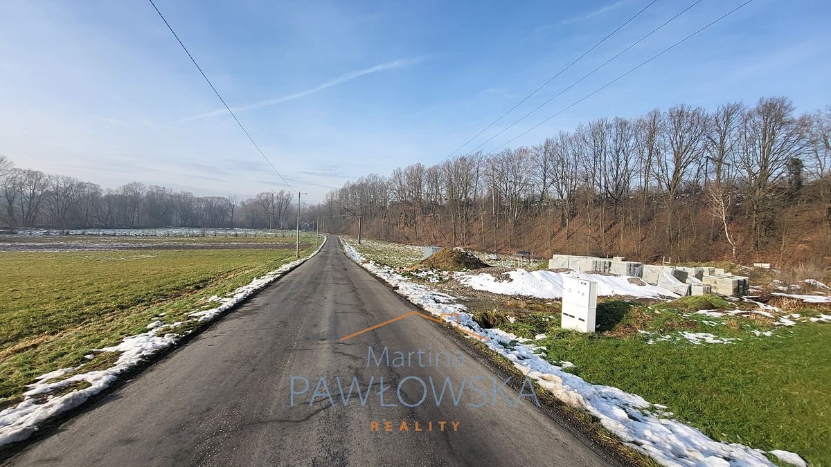 Prodej stavebního pozemku 1801 m² – fotografie 2