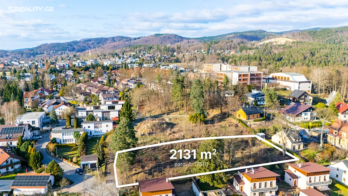 Prodej stavebního pozemku 2131 m²