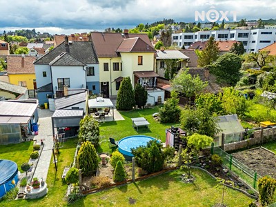 Prodej  rodinného domu 383 m², pozemek 595 m²