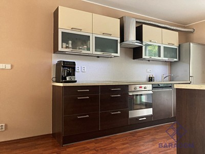 Pronájem  rodinného domu 104 m², pozemek 210 m² — photo 2