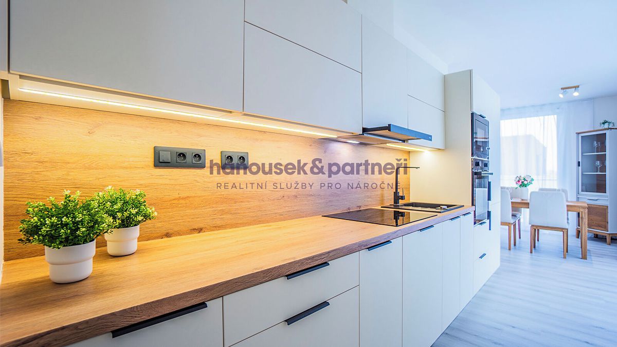 Prodej bytu 2+kk 65 m² – fotografie 5