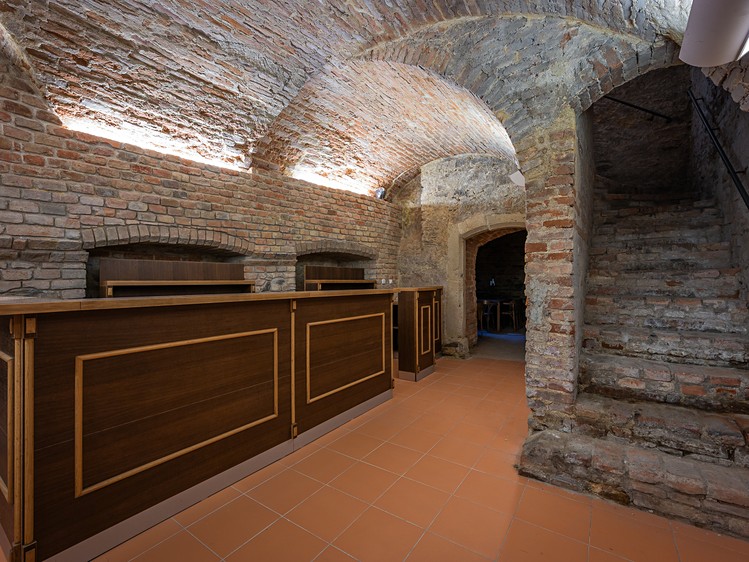 Prodej komerčního prostoru, 690 m² (10 z 25)
