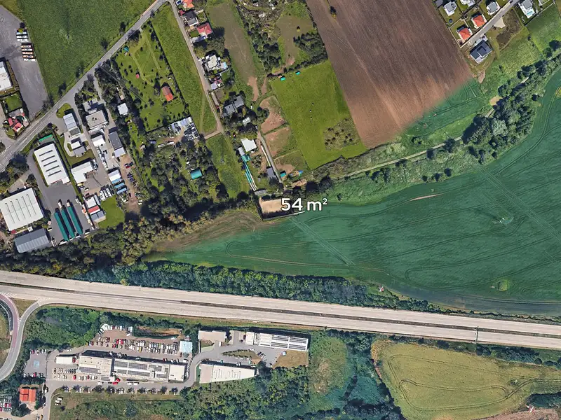 Prodej pole 7300 m², Praha – náhled fotky 3